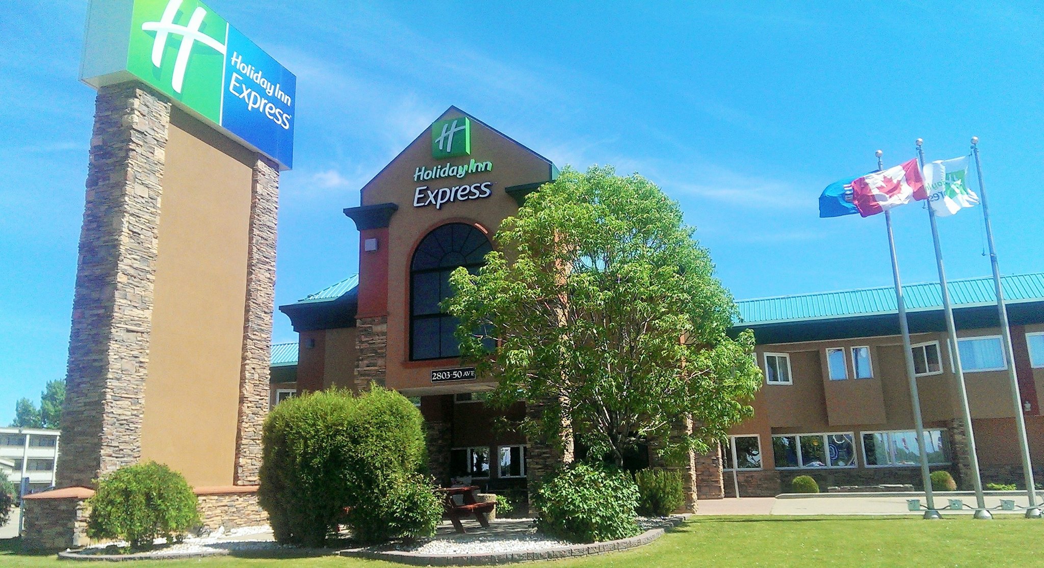 Holiday Inn Express Red Deer - Red Deer, AB | COSSD